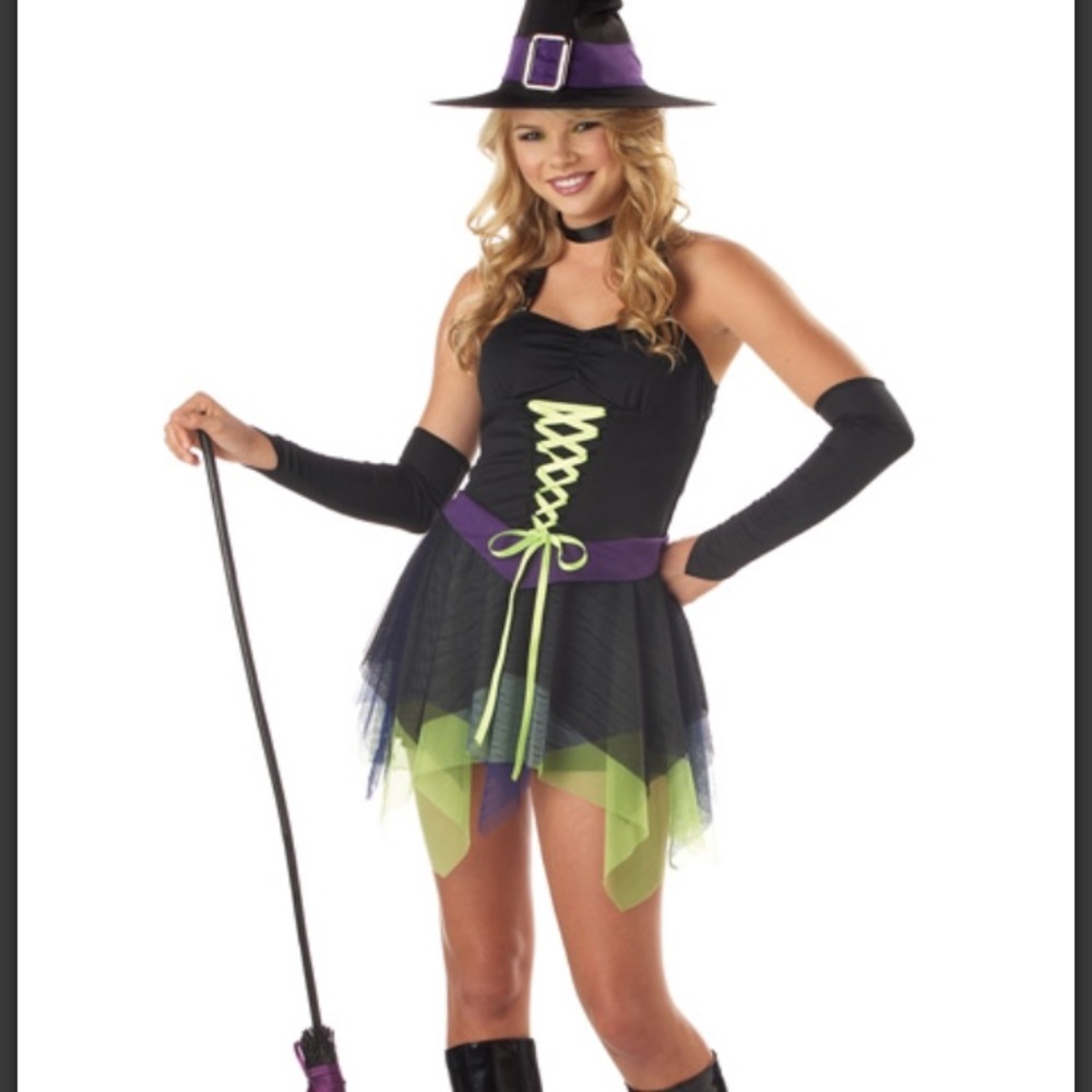 Witch Women's Costume NWT